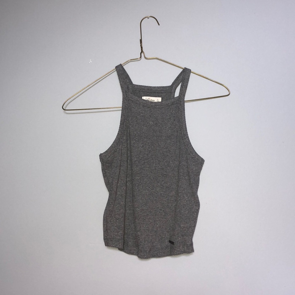 gray ribbed crop top